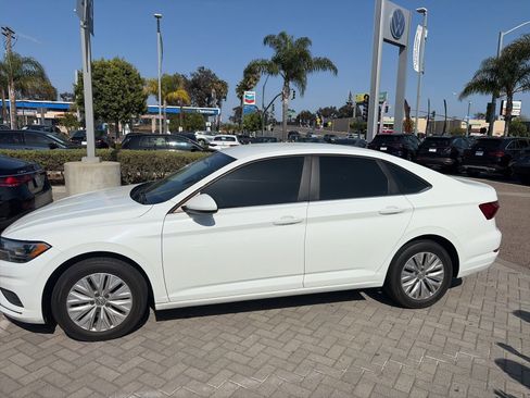 Used 2019 Volkswagen Jetta S w/ Driver Assistance Package FWD image 5