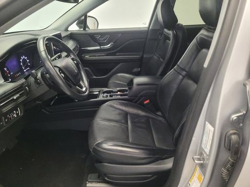 Used 2020 Lincoln Corsair FWD w/ Premium Package image 17