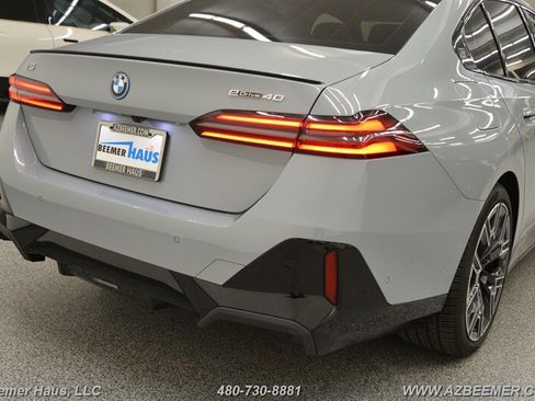 Used 2026 BMW i5 eDrive40 RWD image 39