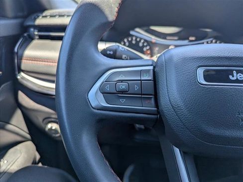 Used 2023 Jeep Compass Trailhawk AWD/4WD image 13