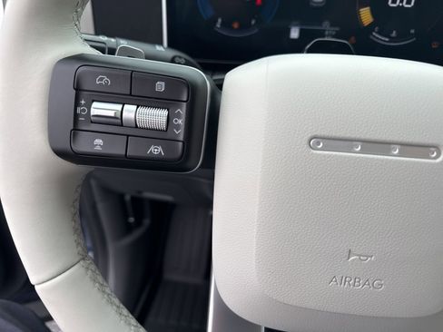 Used 2026 Hyundai Santa Fe SEL AWD/4WD image 35