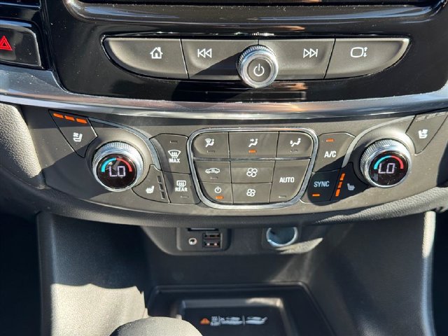 Used 2023 Chevrolet Traverse High Country w/ LPO, Floor Liner Package AWD/4WD image 23