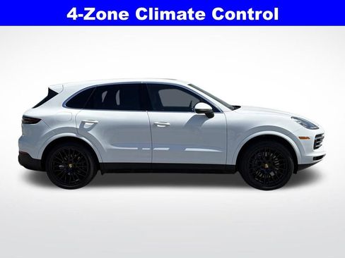 Used 2021 Porsche Cayenne AWD/4WD image 8