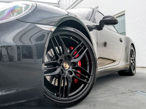 Used 2012 Porsche 911 Carrera S image 4