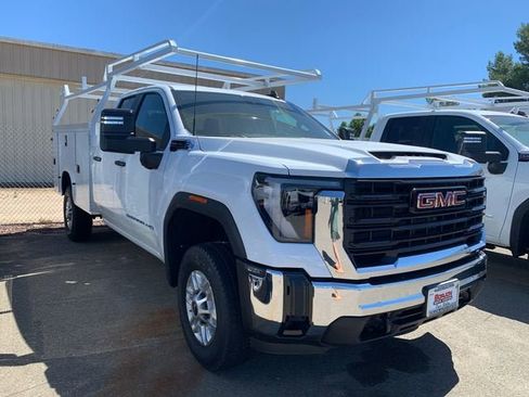 New 2026 GMC Sierra 2500 Pro w/ Convenience Package RWD image 4
