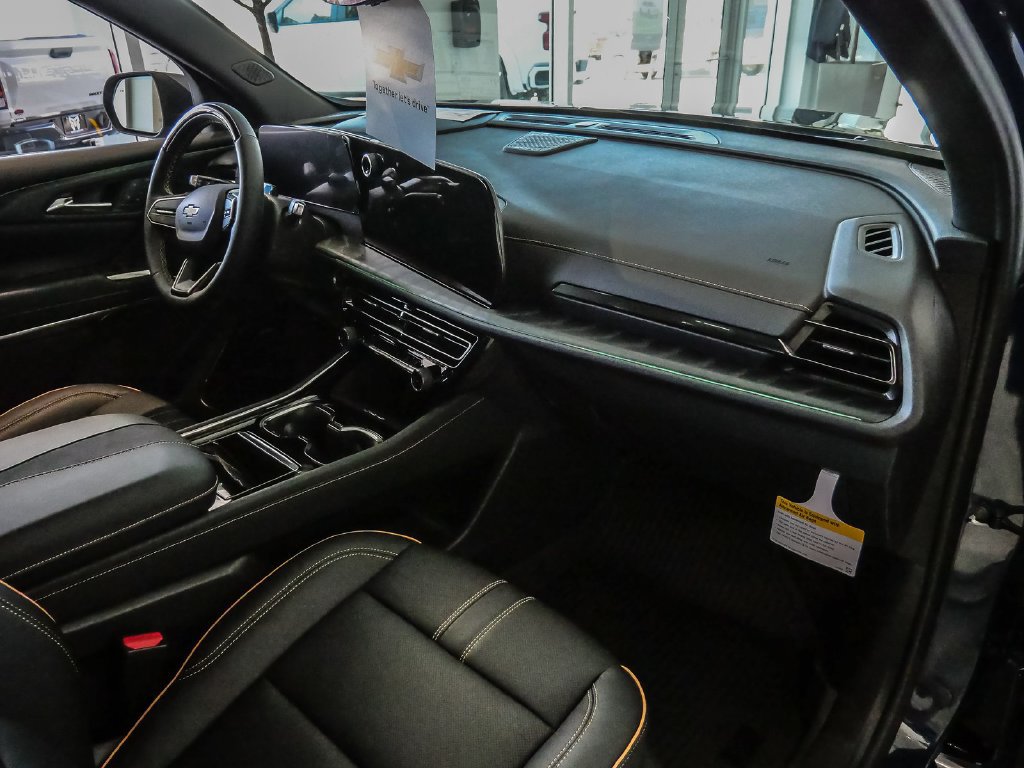 New 2027 Chevrolet Traverse High Country w/ LPO, Floor Liner Package AWD/4WD image 20