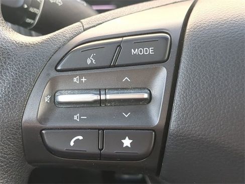 Used 2023 Hyundai Kona SEL image 22