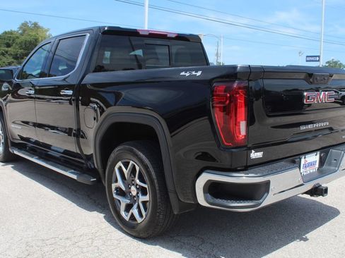 Used 2024 GMC Sierra 1500 SLT w/ SLT Premium Plus Package AWD/4WD image 13