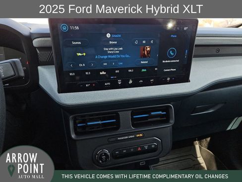 Used 2025 Ford Maverick XLT image 25