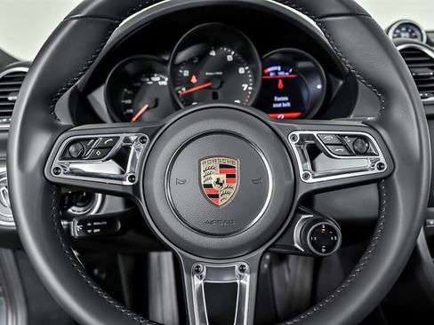 Used 2025 Porsche 718 Cayman RWD image 21