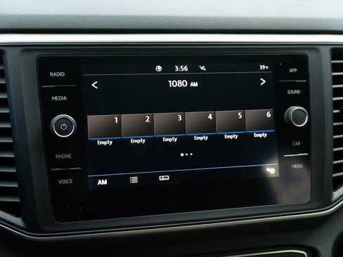 Used 2020 Volkswagen Atlas SE image 29