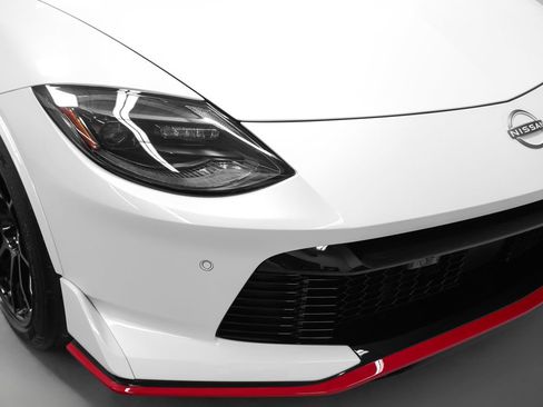 Used 2026 Nissan Z NISMO RWD image 4