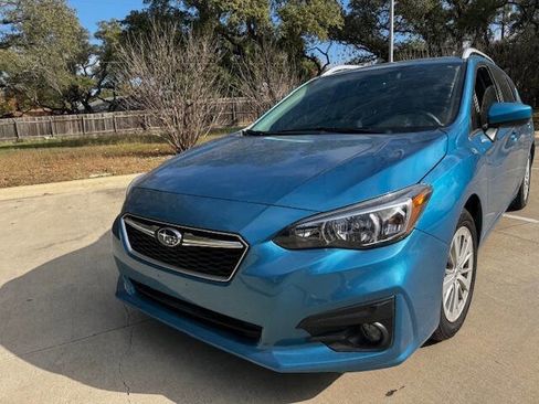 Used 2017 Subaru Impreza 2.0i Premium w/ BSD & Rcta/SRF/Eyesight image 4