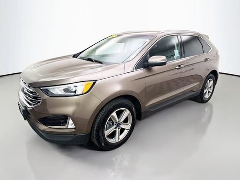 Certified 2019 Ford Edge SEL w/ Equipment Group 201A FWD image 3