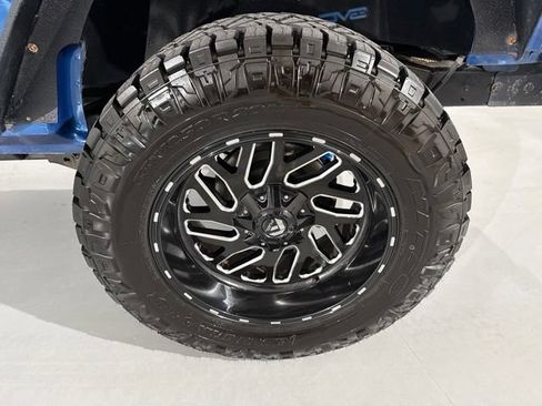 Used 2010 Jeep Wrangler Unlimited Rubicon AWD/4WD image 6