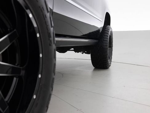 Used 2016 GMC Yukon Denali w/ Open Road Package image 22