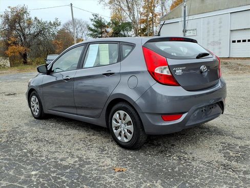 Used 2017 Hyundai Accent SE image 5