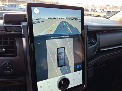 Used 2023 Ford Expedition Max Platinum image 21