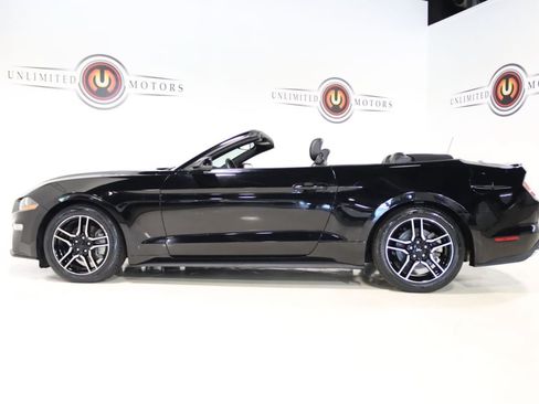 Used 2019 Ford Mustang Premium RWD image 32