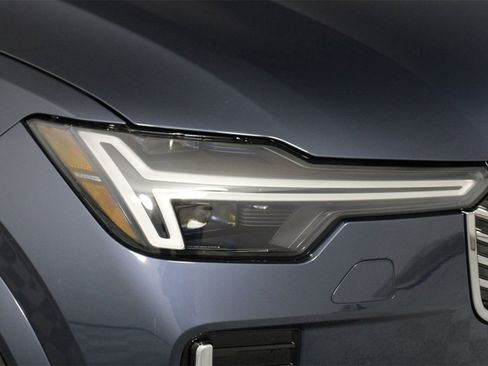 New 2026 Volvo XC90 B6 Plus w/ Protection Package image 14