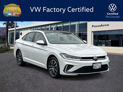 Certified 2025 Volkswagen Jetta SE