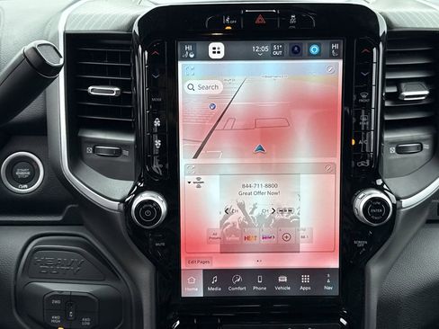 New 2026 RAM 2500 Big Horn AWD/4WD image 32