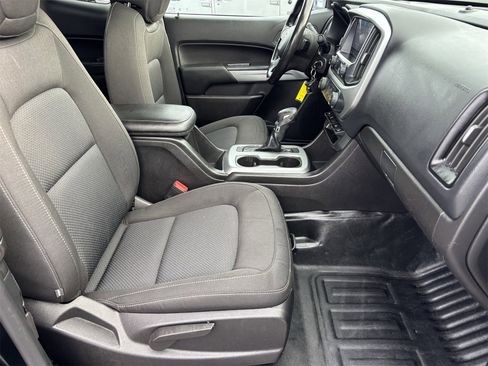 Used 2022 Chevrolet Colorado LT w/ Fleet Safety Package image 21