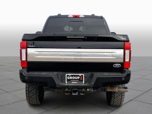 Used 2020 Ford F250 Platinum w/ FX4 Off-Road Package image 4