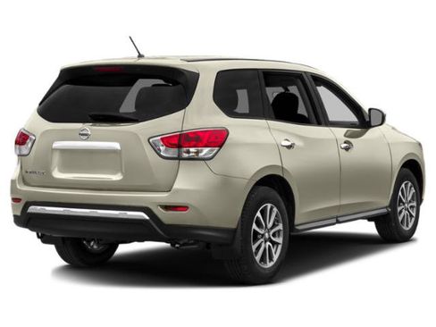Used 2015 Nissan Pathfinder Platinum w/ Cargo Package FWD image 2
