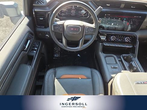 Used 2025 GMC Sierra 3500 AT4 image 15