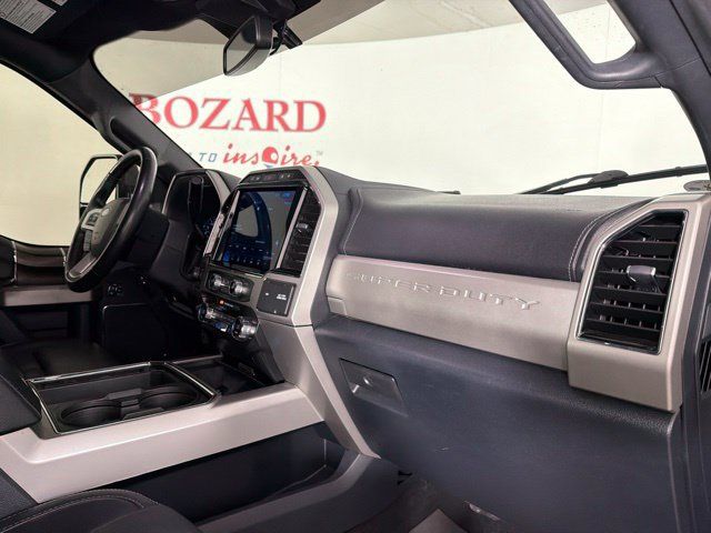 Used 2022 Ford F250 Lariat w/ Lariat Ultimate Package AWD/4WD image 34