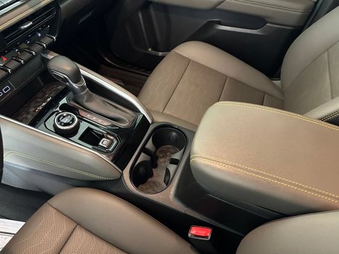 Certified 2023 Chevrolet Colorado ZR2 w/ ZR2 Convenience Package III AWD/4WD image 31