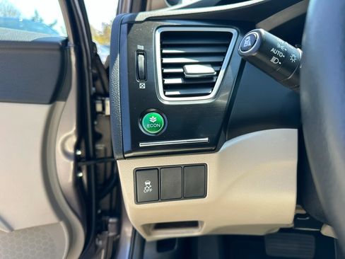Used 2015 Honda Civic EX-L image 19