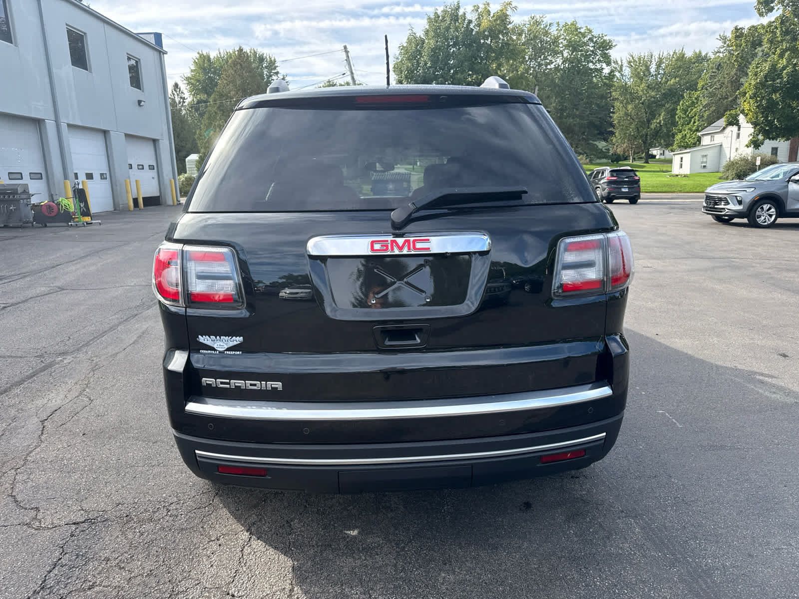 Used 2015 GMC Acadia SLT FWD image 4