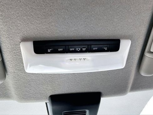 Certified 2024 Nissan Kicks S image 25