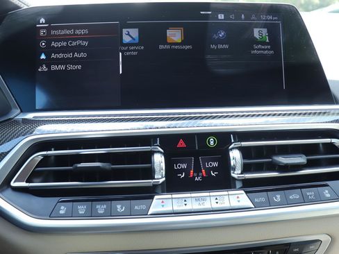 Used 2022 BMW X6 M50i AWD/4WD image 36