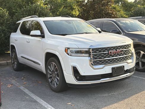 Used 2023 GMC Acadia Denali FWD image 3