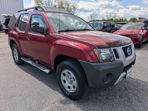 Used 2015 Nissan Xterra X image 7