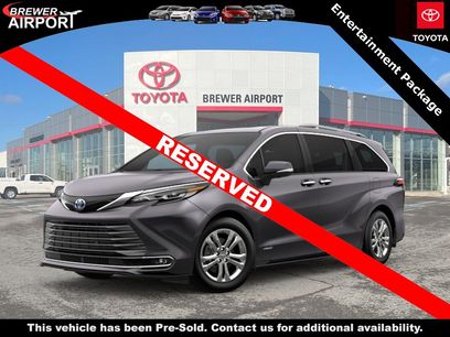 New 2026 Toyota Sienna Platinum