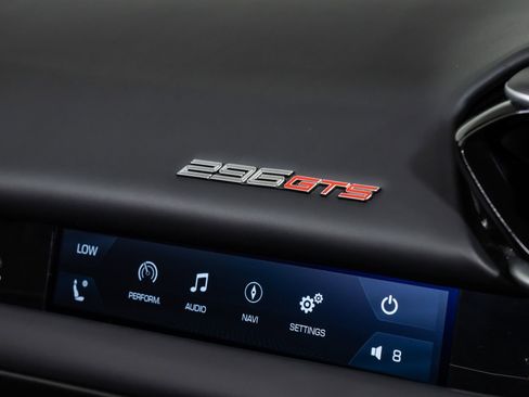 Used 2023 Ferrari 296 GTS RWD image 40