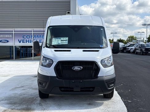 New 2026 Ford Transit 250 148 Medium Roof RWD image 8