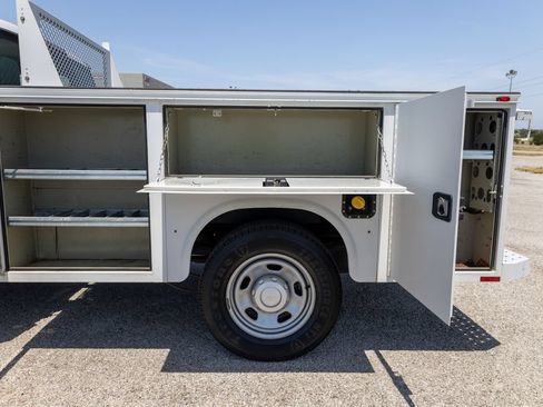 Used 2019 Ford F350 XL w/ Power Equipment Group RWD image 22