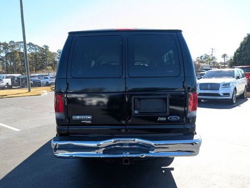 Used 2014 Ford E-350 and Econoline 350 XLT image 6