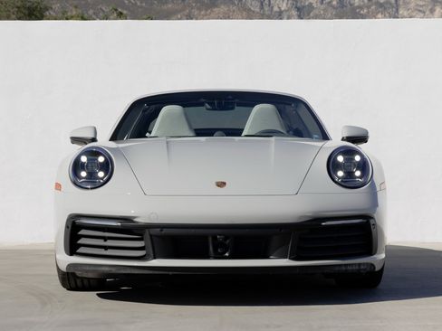 Used 2024 Porsche 911 Targa 4S image 10