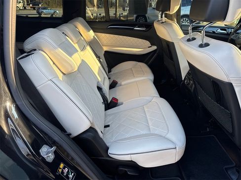 Used 2019 Mercedes-Benz GLS 550 4MATIC image 14