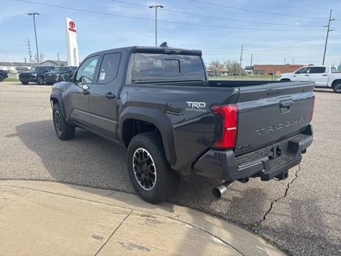 New 2026 Toyota Tacoma TRD Off-Road AWD/4WD image 5