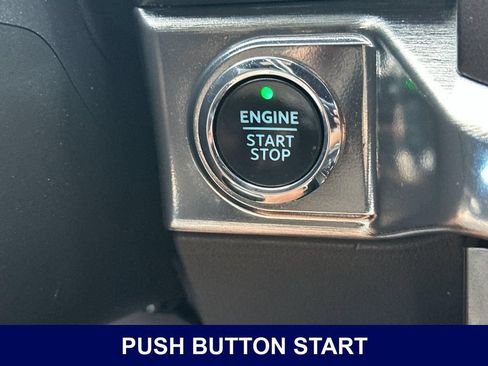 Used 2022 Ford F150 Lariat RWD image 28