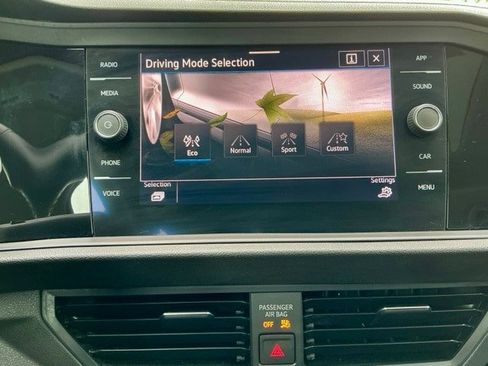 Used 2021 Volkswagen Jetta SEL image 29