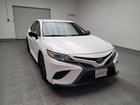 Used 2019 Toyota Camry SE image 14