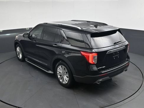 Used 2024 Ford Explorer Limited w/ Limited Technology Package RWD image 38